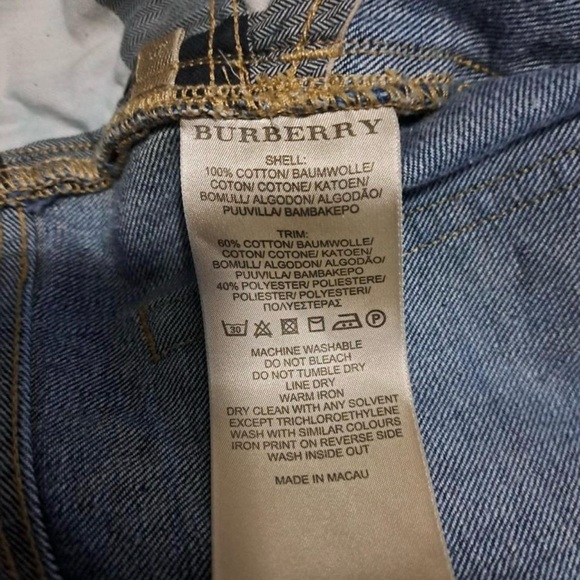 Burberry Brit Jeans - Picture 6 of 6